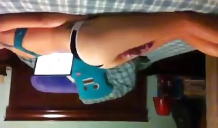 Treo ngực to lên kế hoạch quan hệ tình dục với người sex gay nhất ban hàng xóm