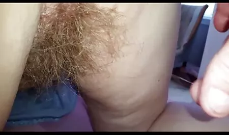 Hắn trong tình yêu với mông gay sex nhat ban của mình.