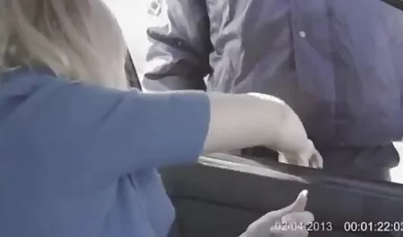 Anh không thể tránh loạn luân xet gay nhat ban với anh em họ của ông Victoria