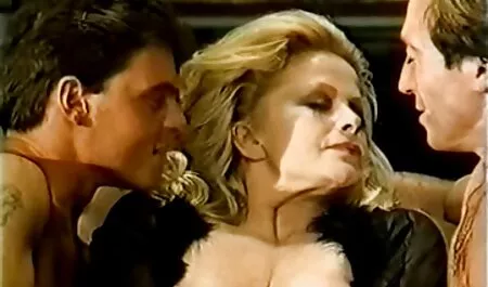 Béo người phụ nữ gay nhat ban sex trong một Harley Morgan ăn quyết định để trả tiền cho các chuyến đi