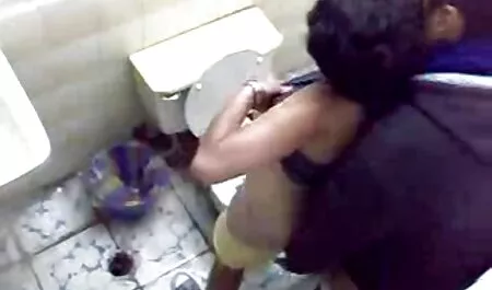 Hai cô gái người lính Ivy Wolfe và Lily sex gay nhat ban Leby có tình dục