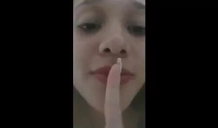 Làm set gay nhat ban tình với một cô gái tóc vàng từ đám sậy