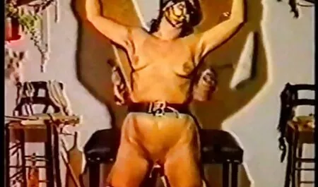 Thông minh Charlie tách ra đối gay sex nhat ban tác của mình Nhân và chị gái của mình trong nhà bếp
