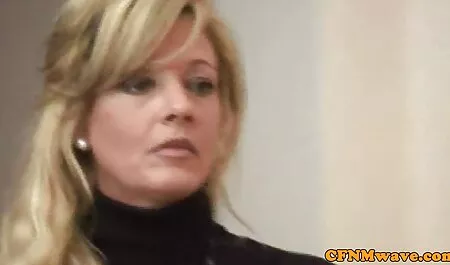 Chơi giáo viên, Olivia Austin cho phép Brian gaysex nhat ban hương vị âm hộ của cô