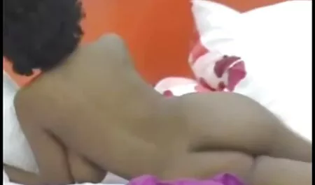 Ricky Hát cho phép Danny fuck her bên trong một sex boy nhật chiếc xe tải lớn